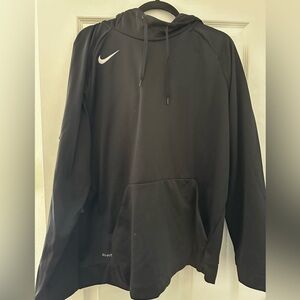 NWT Men’s Nike dry fit performance hoodie
